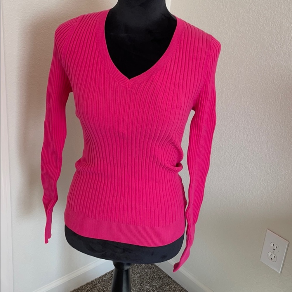 Victoria Secret Pink Sweater 💗